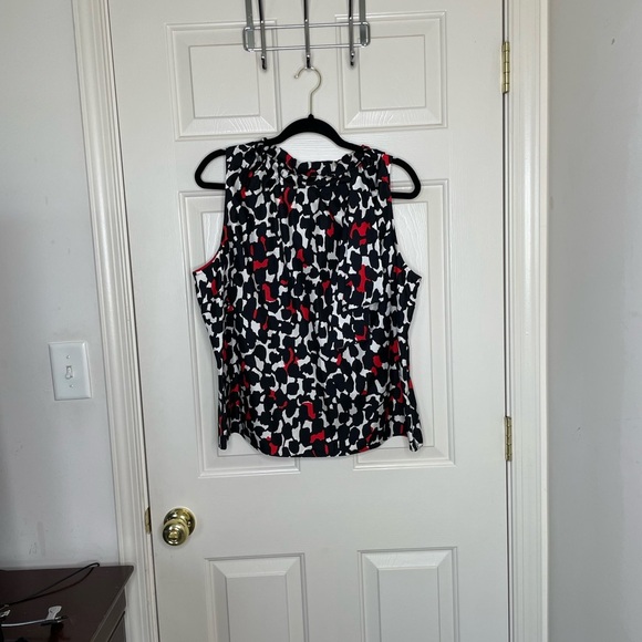 Per Se Tops - Per se black red and white patterned cinched tie neckline silk blouse | 16